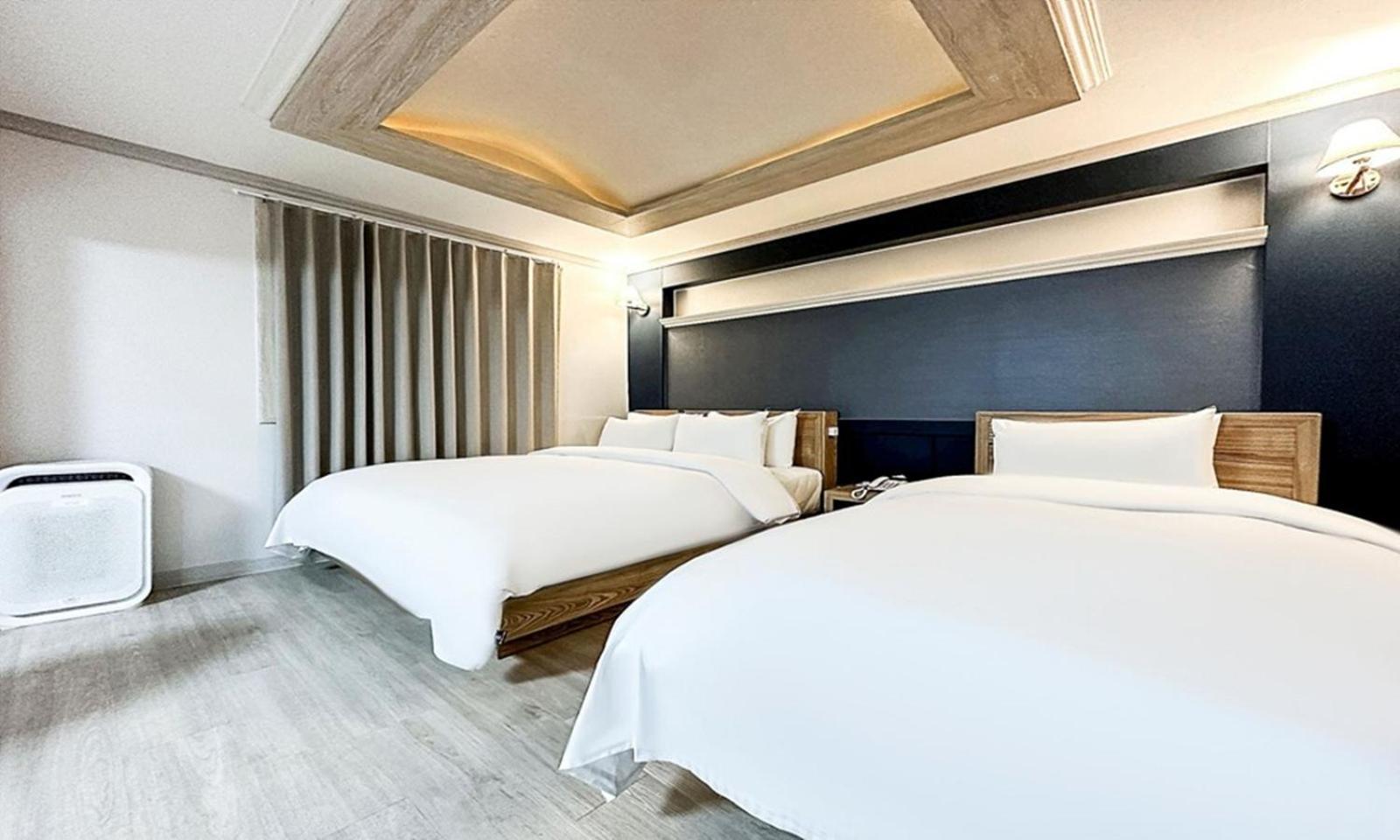 Gumi Time Hotel Bagian luar foto