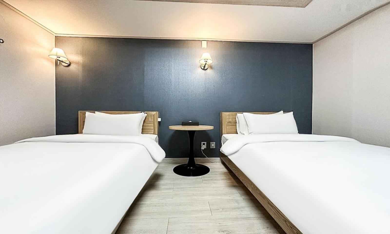 Gumi Time Hotel Bagian luar foto